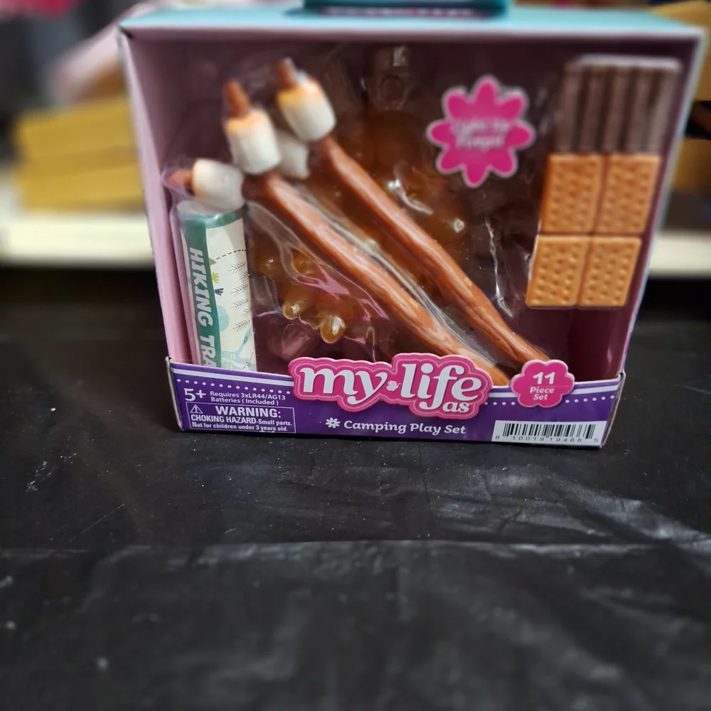 Our Generation RV with Many Colorful Accessories - Picture 9 of 12